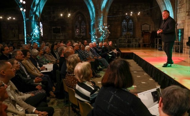 Sir Bryn Terfel Singing