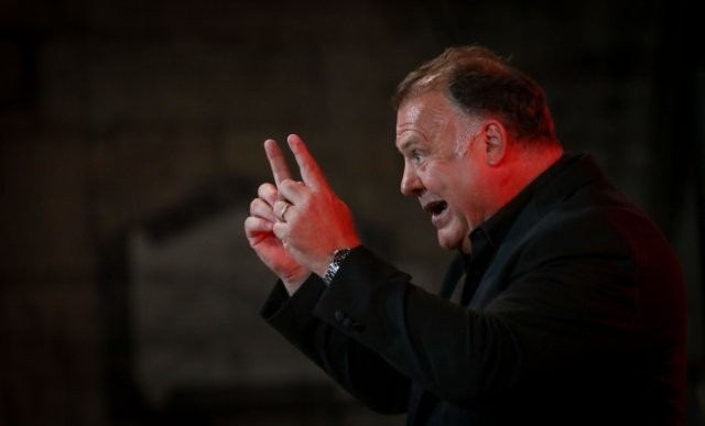 Sir Bryn Terfel sings 'If I were a rich man' from Fiddler on the Roof.