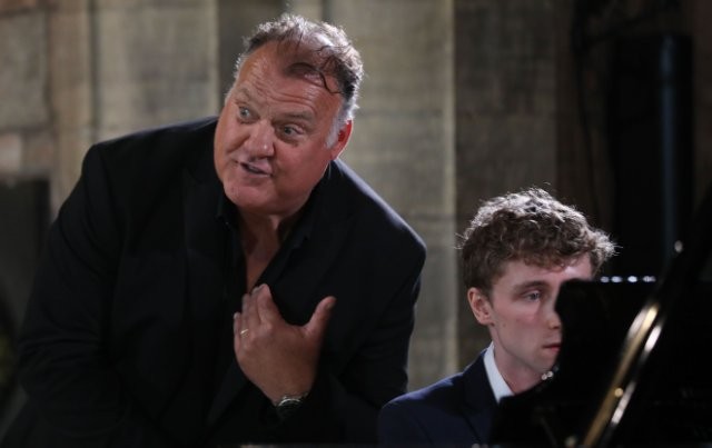 Sir Bryn Terfel sings 'If I were a rich man' from Fiddler on the Roof.